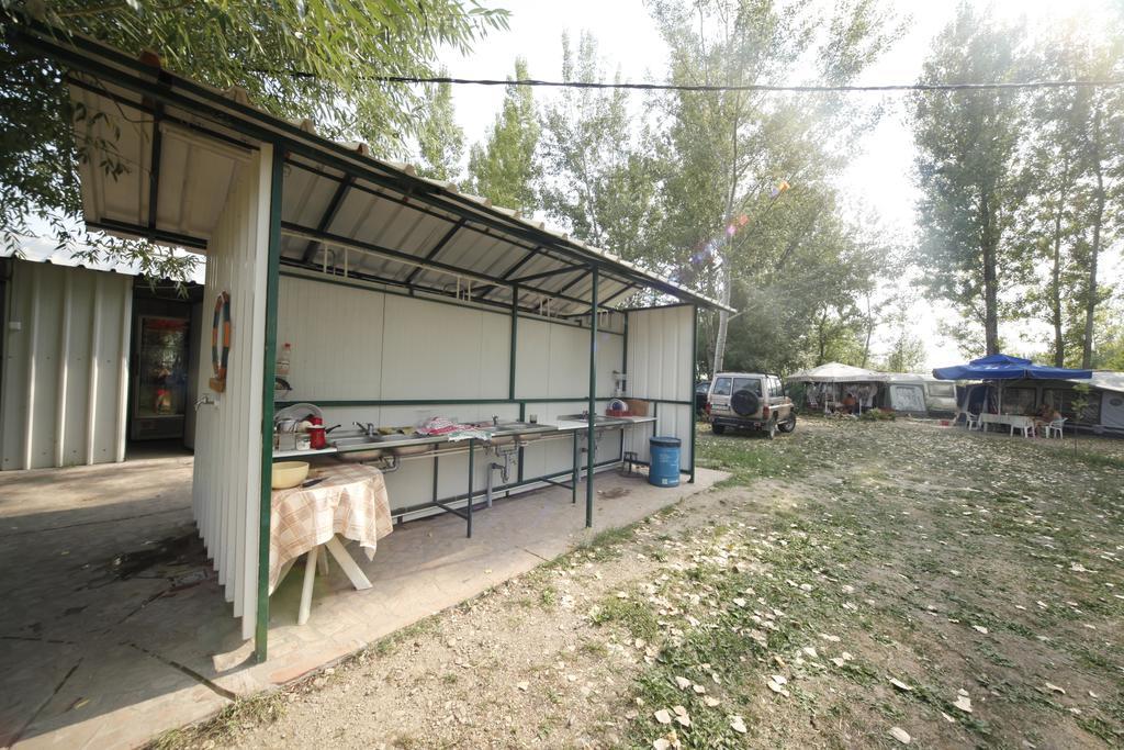 Camping Oaza Bela Crkva  Exteriér fotografie